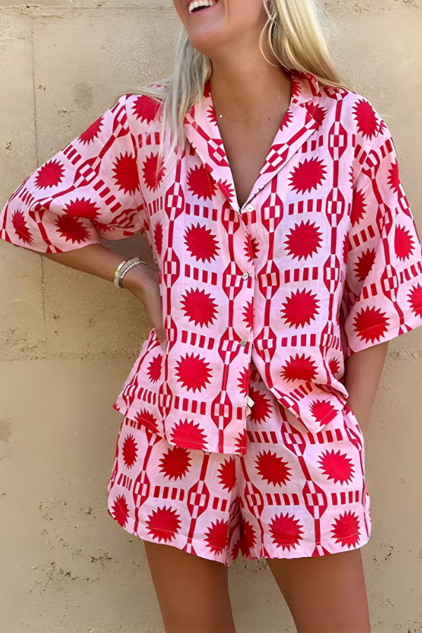 Cecilia - Bedrucktes Shirt und Shorts-Set im Strandstil