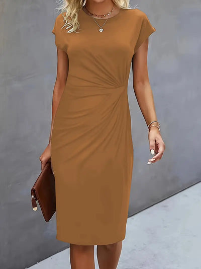 Adelina – Stilvolles Kleid Mit Rundhalsausschnitt