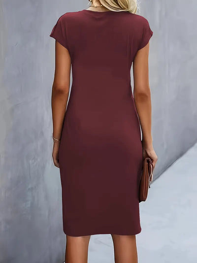 Adelina – Stilvolles Kleid Mit Rundhalsausschnitt