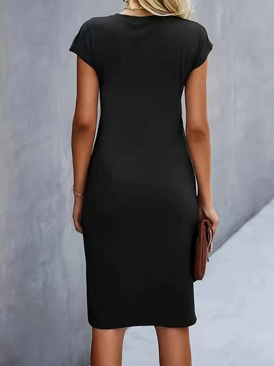 Adelina – Stilvolles Kleid Mit Rundhalsausschnitt