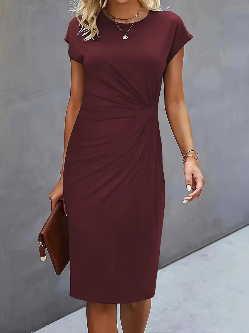 Adelina – Stilvolles Kleid Mit Rundhalsausschnitt
