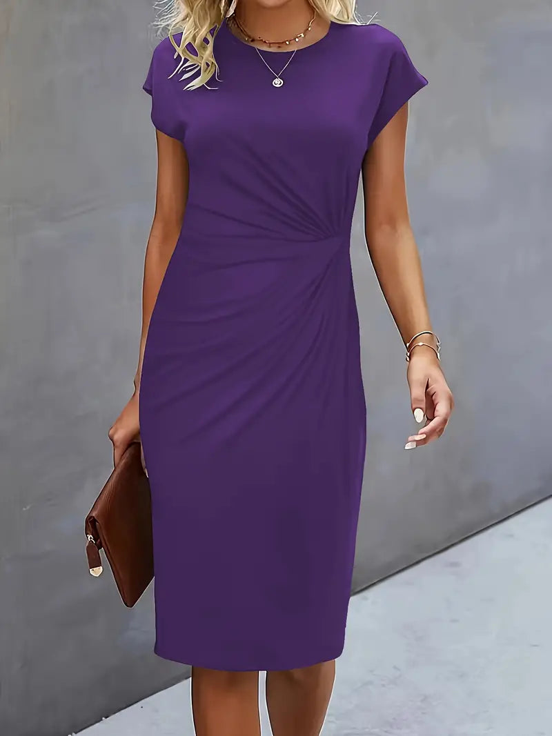 Adelina – Stilvolles Kleid Mit Rundhalsausschnitt