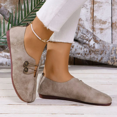 NOIRA WILDLEDER LOAFER