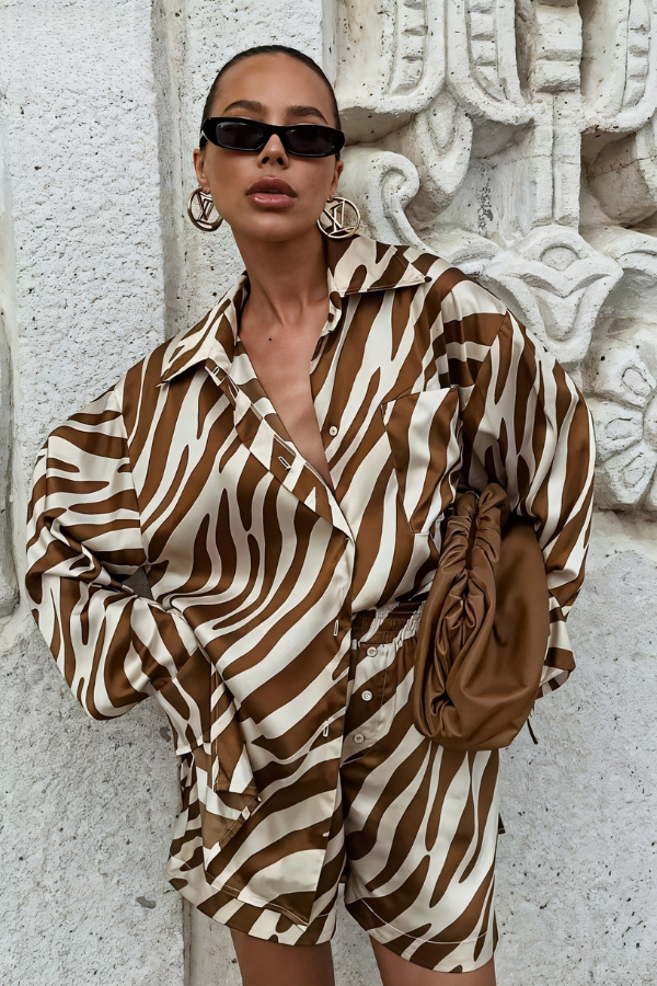 Talia - Leopardenmuster Langarmshirt und Shorts-Set
