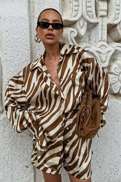 Talia - Leopardenmuster Langarmshirt und Shorts-Set