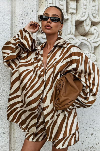 Talia - Leopardenmuster Langarmshirt und Shorts-Set