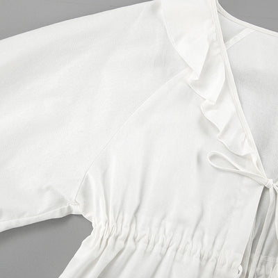 Alexa - Rüschenbluse mit Krawattenfront & Shorts Ensemble