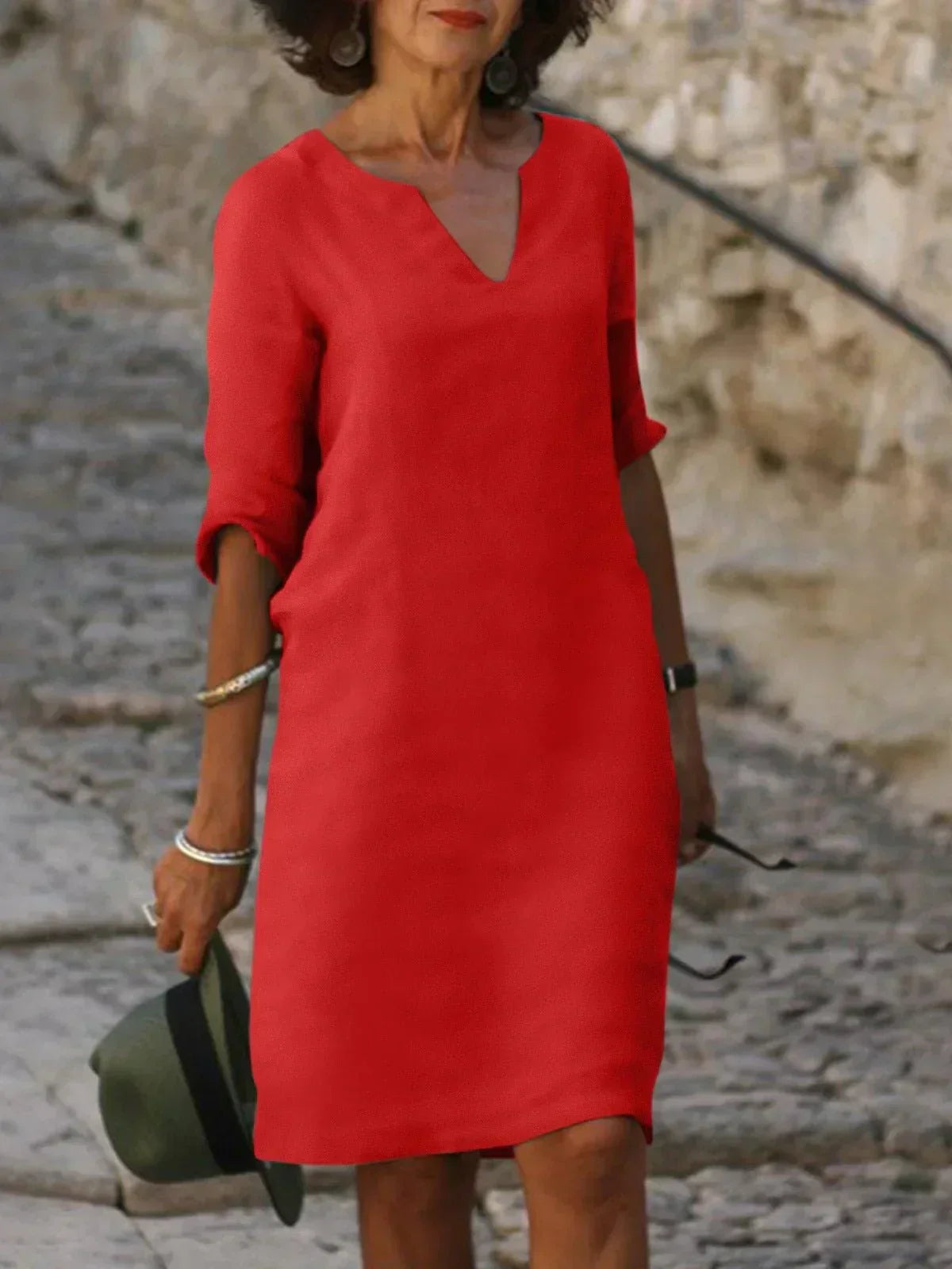 Suzan - Elegantes Kleid mit V-Ausschnitt